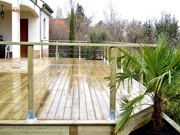 plancher de terrasse en pin surélevé de 1m20 plancher de terrasse en plancher de terrasse en pin surélevé de 1m20 plancher de terrasse en